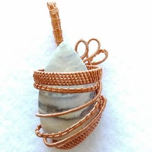 Serpentine that is crazy about wireweave circles